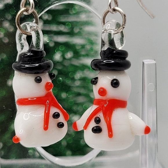 ✨2/$10✨ Snowman Glass Beads Earrings Christmas Silver Dangle Christmas Gift - Picture 5 of 8